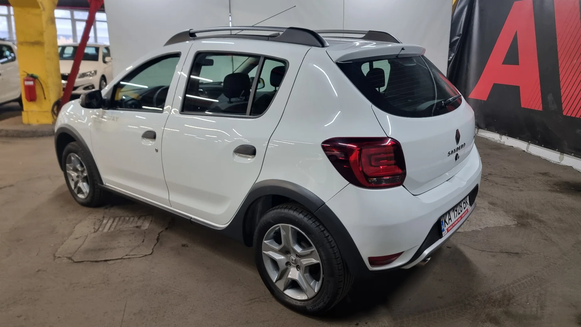 Renault Sandero Stepway photo